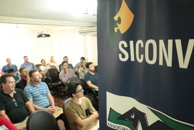 AMCG recebe curso de Siconv