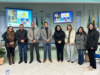 Equipes da AMCG e Amcespar debatem ações de fomento para a região