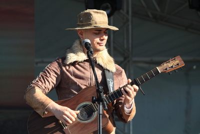 Artistas dos Campos Gerais poderão se inscrever no Concurso de Música Sertaneja no dia do evento