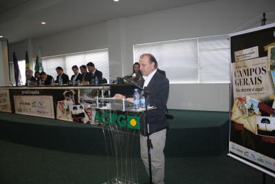 Prefeitos da AMCG participam do lançamento do anuário do JM