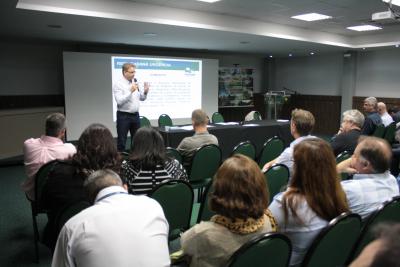 Prefeitos montam comissão para implantar Samu Regional