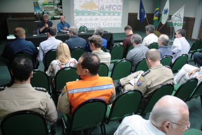Prefeitos pedem agilidade para compor Samu Regional