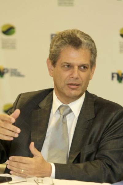Região recebe Silvio Barros na segunda
